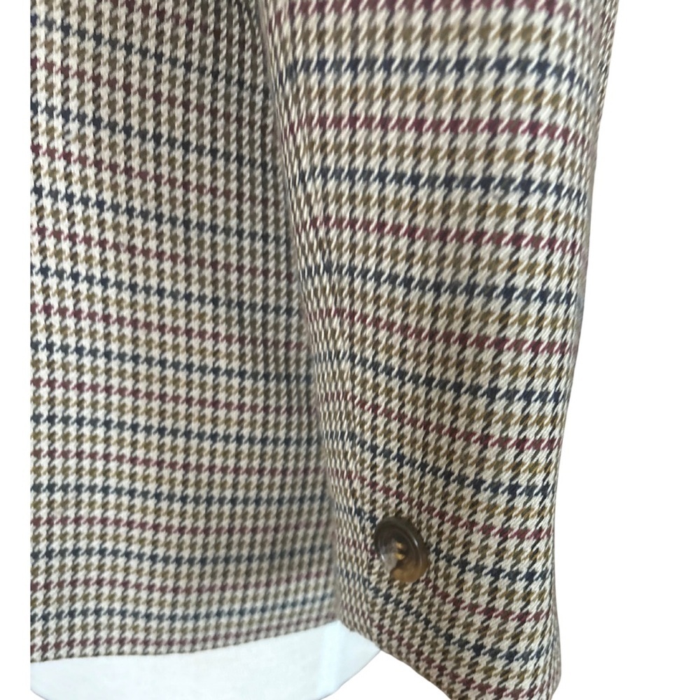 Classic Houndstooth Blazer with Tan Accents – Size 14 (Runs Small) - Picture 4 of 10